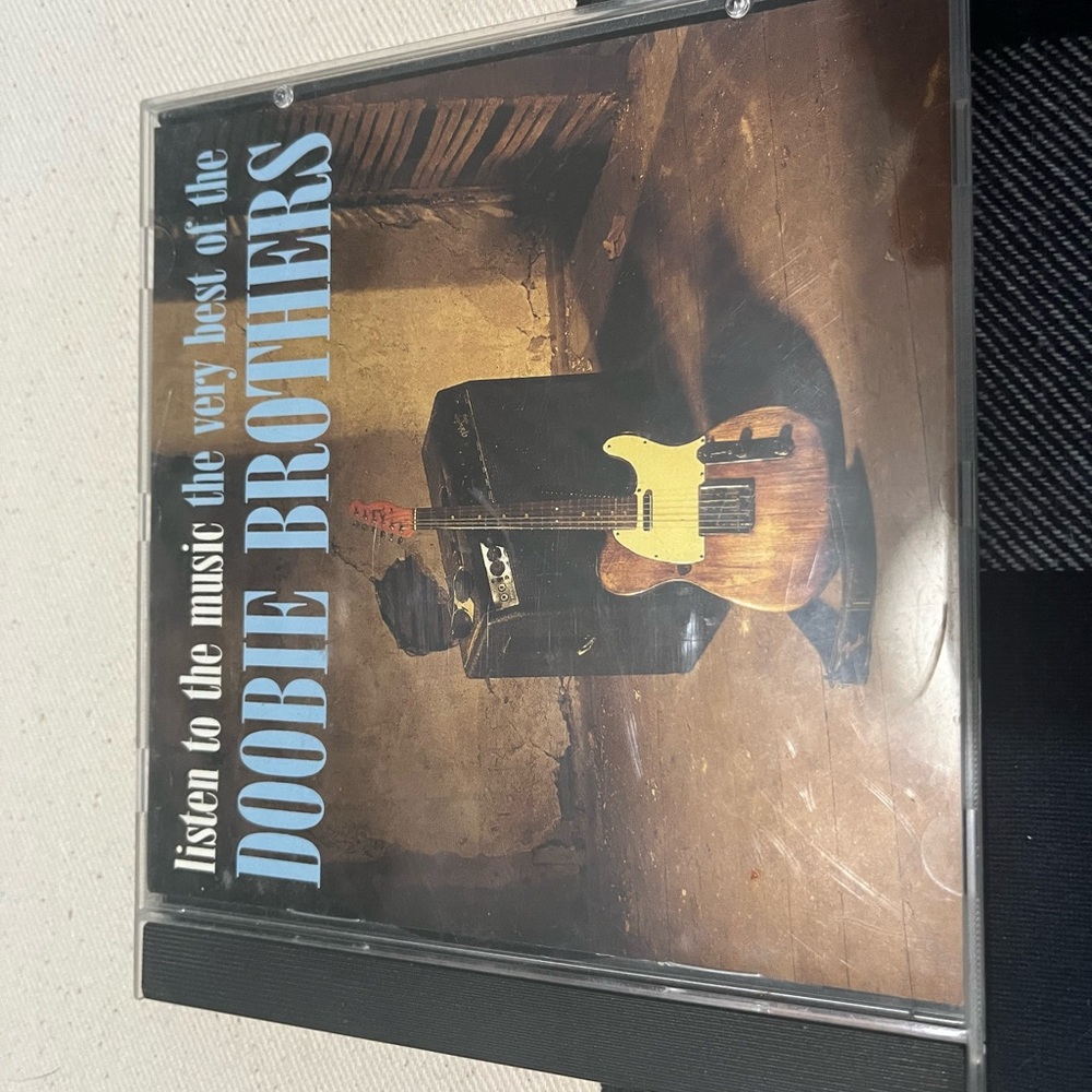 Doobie Brothers CD - Listen to the Music: The Very Best Of